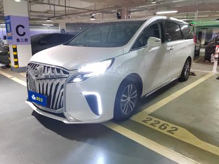 别克GL8 ES陆尊 2.0T 自动 653T尊享型 