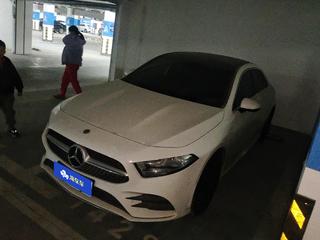 奔驰A级 1.3T 