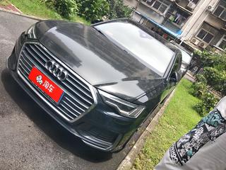 奥迪A6L 40TFSI 