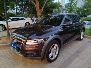 奥迪Q5 2.0T Plus技术型 