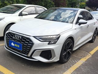 奥迪A3 L35TFSI 1.4T 自动 Limousline时尚运动型 