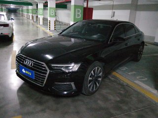 奥迪A6L 45TFSI 