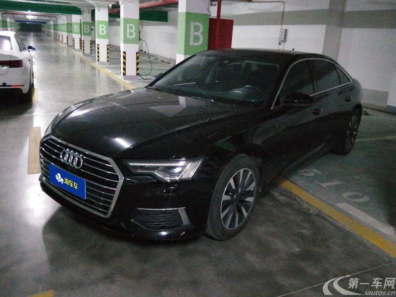 奥迪A6L 45TFSI 2022款 2.0T 自动 臻选致雅型 (国Ⅵ) 