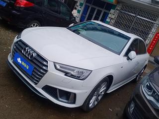 奥迪A4L 40TFSI 2.0T 自动 时尚型 