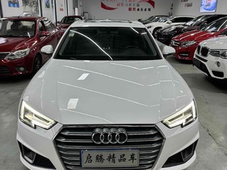 奥迪A4L 40TFSI 2.0T 自动 时尚型 