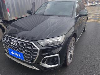 奥迪Q5L 45TFSI 2.0T 自动 改款豪华动感型 