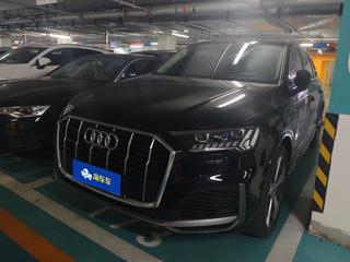 奥迪Q7 55 3.0T 自动 尊贵型quattro-S-line 