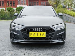 奥迪A4L 40TFSI 