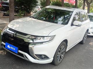 三菱欧蓝德 2.0L 自动 畅享版 