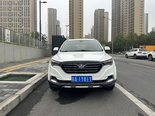 奔腾X40 1.6L 自动 豪华型 