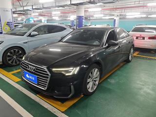 奥迪A6L 45TFSI 