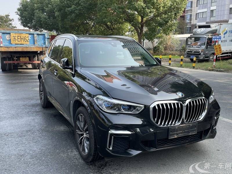 宝马X5 xDrive40Li 2022款 3.0T 自动 改款尊享型M运动套装 (国Ⅵ) 