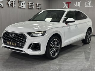 奥迪Q5L Sportback 40TFSI 2.0T 自动 豪华型 