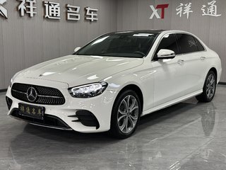 奔驰E级 E300L 2.0T 自动 运动豪华型 