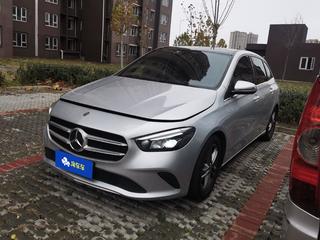 奔驰B级 B200 1.3T 自动 动感型 