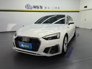 奥迪A5掀背 40TFSI 2.0T 自动 时尚动感型 