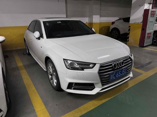 奥迪A4L 40TFSI 2.0T 自动 30周年时尚型 