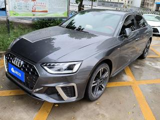 奥迪A4L 40TFSI 2.0T 自动 时尚动感型 