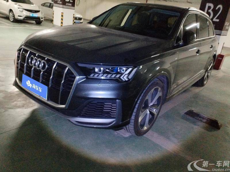 奥迪Q7 55 [进口] 2021款 3.0T 自动 尊贵型quattro-S-line 