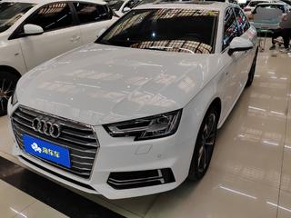 奥迪A4L 40TFSI 2.0T 自动 plus运动型 