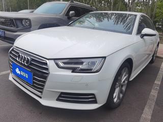 奥迪A4L 40TFSI 2.0T 自动 时尚型 