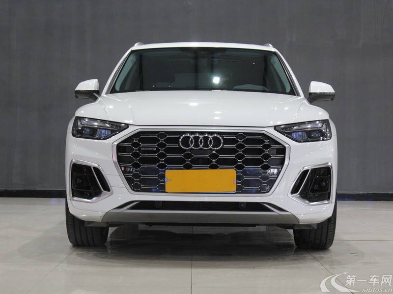 奥迪Q5L 45TFSI 2022款 2.0T 自动 豪华动感型 (国Ⅵ) 