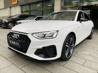 奥迪A4L 40TFSI 2.0T 自动 豪华动感型 