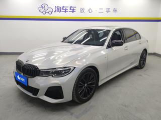 宝马3系 325Li 2.0T 自动 M运动曜夜套装 