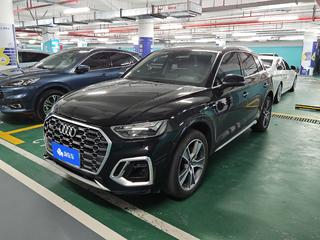 奥迪Q5L 45TFSI 2.0T 自动 豪华动感型 