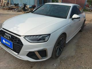 奥迪A4L 40TFSI 2.0T 自动 时尚动感型 