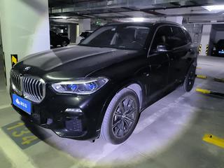 宝马X5 40i 3.0T 自动 M运动套装 