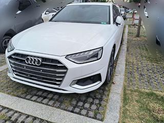 奥迪A4L 40TFSI 