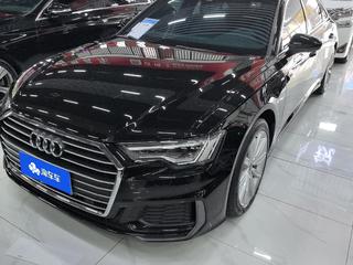 奥迪A6L 45TFSI 