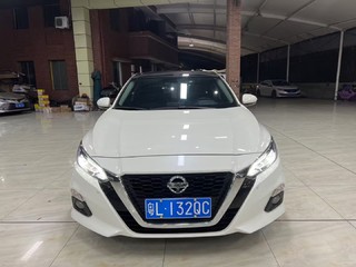 天籁 2.0L XL舒适版 