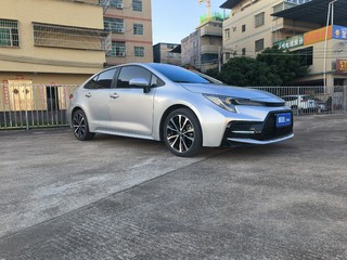 丰田雷凌 1.2T 自动 185T运动版 