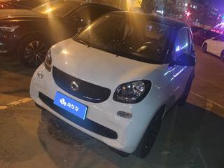 SmartForTwo 硬顶 0.9T 自动 先锋版 