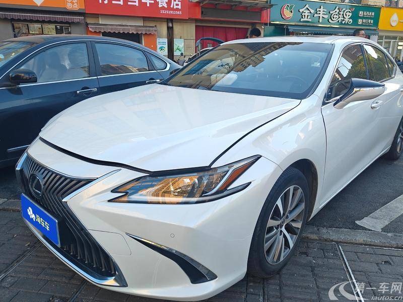 雷克萨斯ES 200 [进口] 2018款 2.0L 自动 卓越版 (国Ⅴ) 