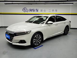 本田雅阁 2.0L 自动 锐领版 