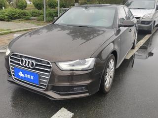 奥迪A4L 40TFSI 2.0T 自动 个性运动型 