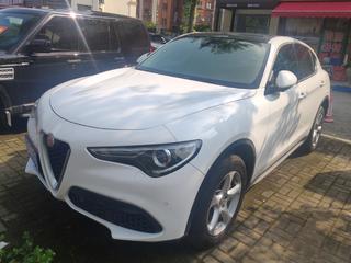 阿尔法罗密欧Stelvio 2.0T 