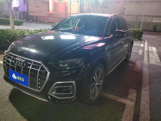 奥迪Q5L 40TFSI 2.0T 自动 豪华致雅型 