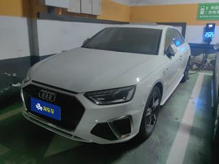 奥迪A4L 40TFSI 