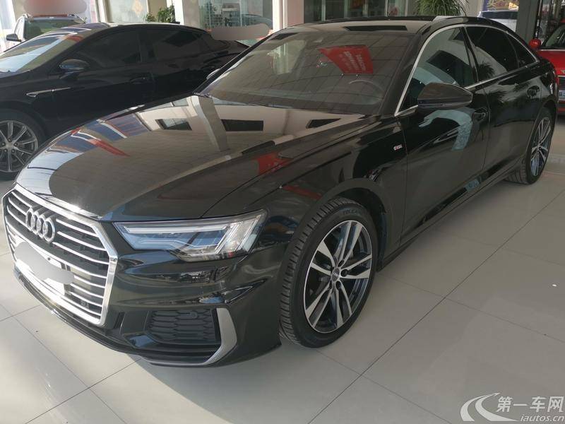 奥迪A6L 40TFSI 2021款 2.0T 自动 豪华动感型 (国Ⅵ) 