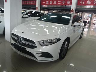 奔驰A级 A180L 1.3T 自动 改款2运动轿车 