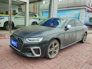 奥迪A4L 40TFSI 2.0T 自动 豪华动感型 