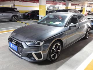 奥迪A4L 40TFSI 2.0T 自动 时尚动感型 