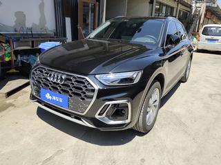 奥迪Q5L 40TFSI 2.0T 自动 改款豪华致雅型 