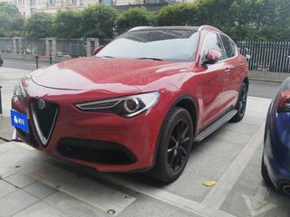 阿尔法罗密欧Stelvio 2.0T 