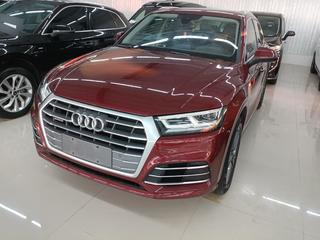 奥迪Q5L 40TFSI 2.0T 自动 荣享时尚型 