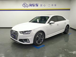 奥迪A4L 40TFSI 